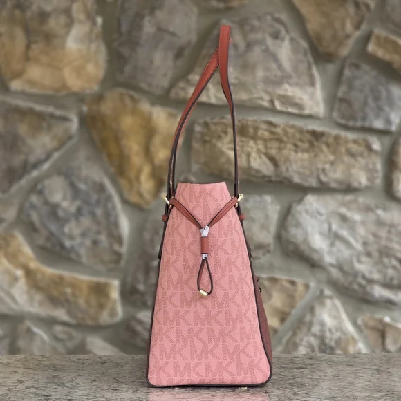 Michael Kors Voyager Logo Medium Tote Bag - Picture 2 of 9